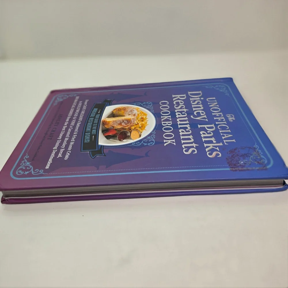 The Unofficial Disney Parks Restaurants Cookbook Ashley Craft Hardcover 2023